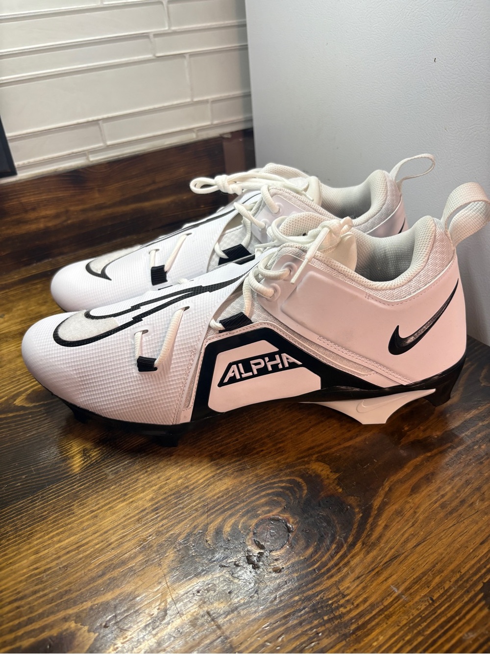 Nike white alpha menace football cleats size 16